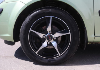 Подержанный автомобиль Hyundai Getz 2008 года (10 фото)