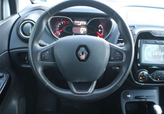 Подержанный автомобиль Renault Kaptur 2017 года (15 фото)