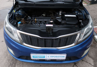 Подержанный автомобиль Kia Rio Sedan 2012 года (10 фото)