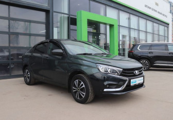 Подержанный автомобиль LADA (ВАЗ) Vesta Sedan 2016 года (7 фото)