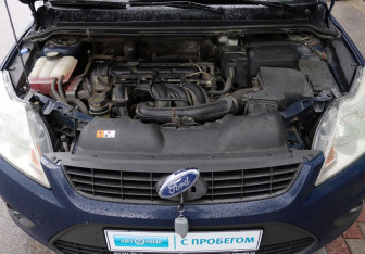 Подержанный автомобиль Ford Focus Hatchback 2011 года (16 фото)