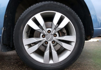 Подержанный автомобиль Chery Tiggo 3 2017 года (9 фото)