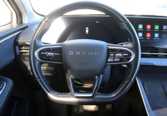 Подержанный автомобиль Omoda C5 2023 года (16 фото)