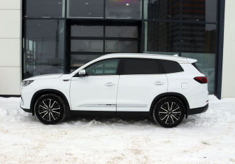 Подержанный автомобиль Chery Tiggo 8 Pro 2021 года (2 фото)