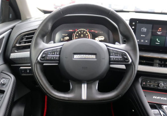 Подержанный автомобиль Haval F7 2024 года (12 фото)