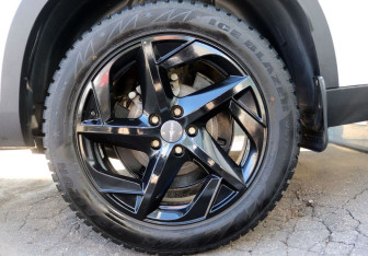 Подержанный автомобиль Omoda C5 2023 года (9 фото)