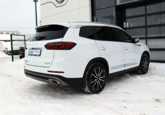 Подержанный автомобиль Chery Tiggo 8 Pro 2021 года (5 фото)