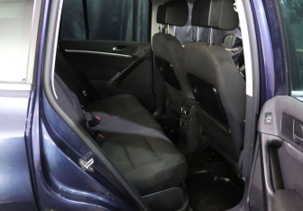 Подержанный автомобиль Volkswagen Tiguan 2012 года (12 фото)