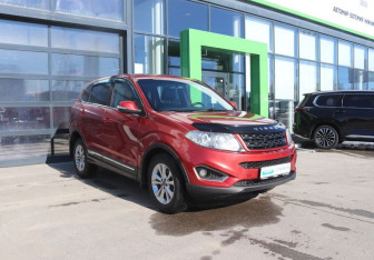 Подержанный автомобиль Chery Tiggo 5 2014 года (7 фото)