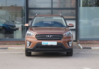 Подержанный автомобиль Hyundai Creta 2018 года (8 фото)