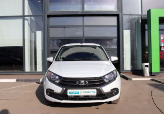 Подержанный автомобиль LADA (ВАЗ) Granta Liftback 2023 года (8 фото)