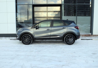 Подержанный автомобиль Renault Kaptur 2021 года (2 фото)