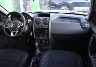 Подержанный автомобиль Renault Duster 2020 года (13 фото)