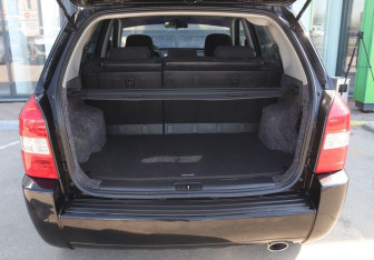 Подержанный автомобиль Hyundai Tucson 2008 года (11 фото)
