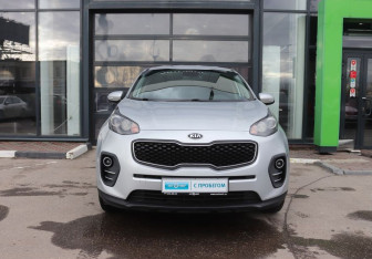 Подержанный автомобиль Kia Sportage 2018 года (8 фото)
