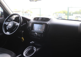Подержанный автомобиль Kia Soul 2018 года (13 фото)