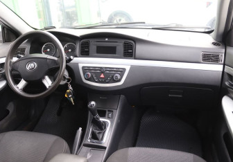 Подержанный автомобиль Lifan Solano 2015 года (13 фото)