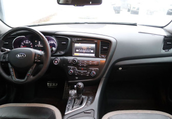 Подержанный автомобиль Kia Optima Sedan 2013 года (14 фото)