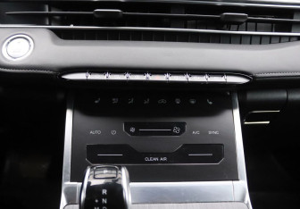 Подержанный автомобиль Chery Tiggo 7 Pro Max 2023 года (16 фото)