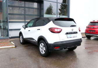 Подержанный автомобиль Renault Kaptur 2018 года (3 фото)