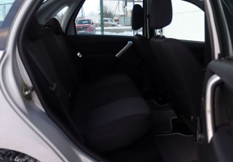 Подержанный автомобиль LADA (ВАЗ) Granta Liftback 2017 года (12 фото)