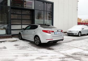 Подержанный автомобиль Kia Optima Sedan 2013 года (3 фото)