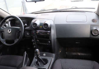 Подержанный автомобиль SsangYong Actyon 2007 года (13 фото)