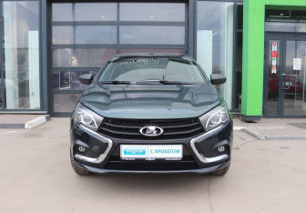 Подержанный автомобиль LADA (ВАЗ) Vesta Sedan 2016 года (8 фото)