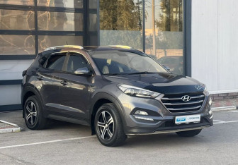 Подержанный автомобиль Hyundai Tucson 2015 года (7 фото)