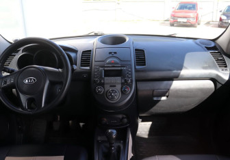 Подержанный автомобиль Kia Soul 2011 года (13 фото)