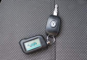 Подержанный автомобиль Renault Duster 2016 года (17 фото)