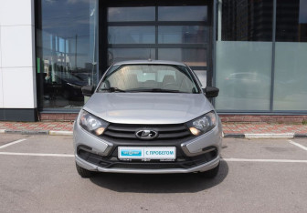 Подержанный автомобиль LADA (ВАЗ) Granta Sedan 2020 года (8 фото)