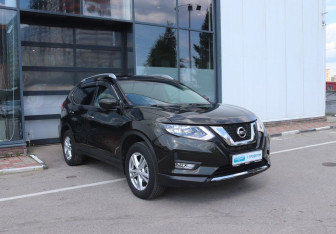 Подержанный автомобиль Nissan X-Trail 2019 года (7 фото)