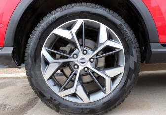 Подержанный автомобиль Haval F7 2024 года (15 фото)