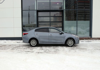 Подержанный автомобиль Kia Rio Sedan 2019 года (6 фото)