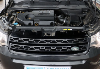 Подержанный автомобиль Land Rover Discovery Sport 2018 года (10 фото)