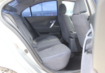 Подержанный автомобиль Nissan Primera Sedan 2005 года (11 фото)