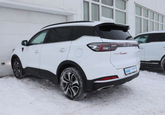 Подержанный автомобиль Chery Tiggo 7 Pro Max 2024 года (3 фото)