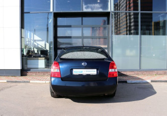 Подержанный автомобиль Nissan Primera Sedan 2005 года (4 фото)
