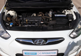 Подержанный автомобиль Hyundai Solaris Sedan 2014 года (14 фото)