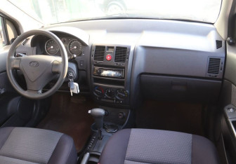 Подержанный автомобиль Hyundai Getz 2010 года (13 фото)