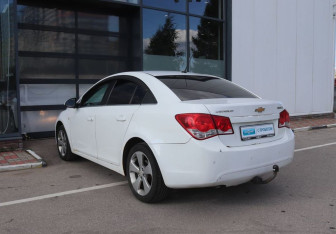 Подержанный автомобиль Chevrolet Cruze Sedan 2012 года (3 фото)