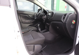 Подержанный автомобиль LADA (ВАЗ) XRAY 2019 года (9 фото)