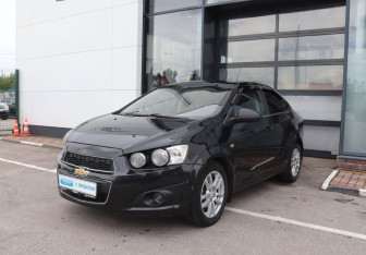 Подержанный автомобиль Chevrolet Aveo Sedan 2012 года (1 фото)