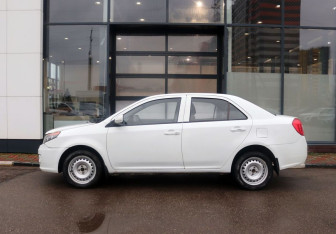 Подержанный автомобиль Geely GC6 2014 года (2 фото)