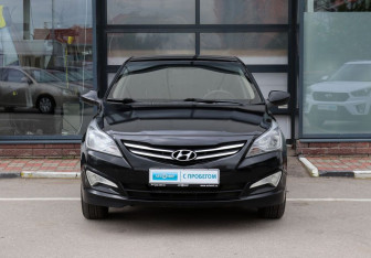 Подержанный автомобиль Hyundai Solaris Sedan 2014 года (3 фото)