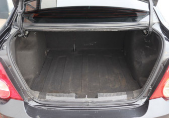 Подержанный автомобиль Chevrolet Aveo Sedan 2012 года (9 фото)