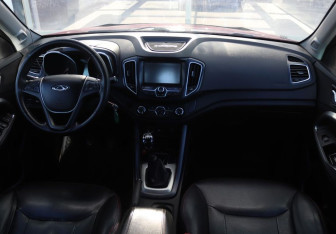 Подержанный автомобиль Chery Tiggo 5 2014 года (15 фото)