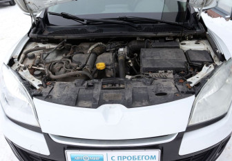 Подержанный автомобиль Renault Megane Wagon 2012 года (9 фото)