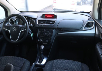 Подержанный автомобиль Opel Mokka 2013 года (14 фото)